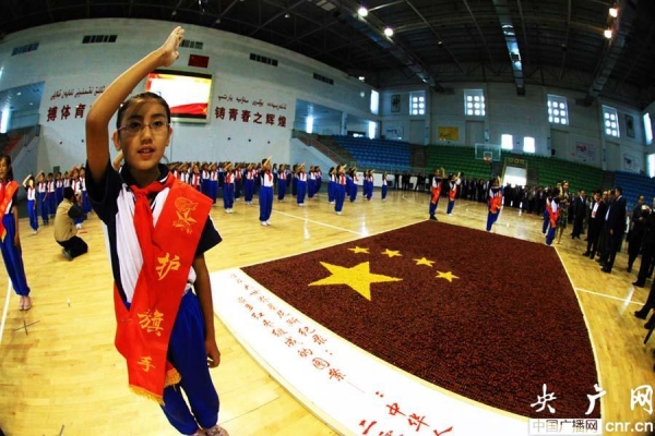 泷泽萝拉动图_拉动农民人均纯收入(3)