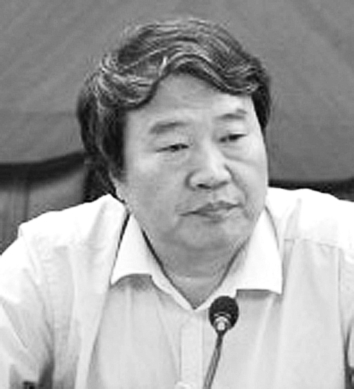 中国高校智库：放眼世界，服务国家