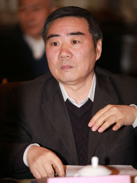 “第4届中国新型城镇化峰会”于2015年1月10日在北京召开。上图为中央党校研究室巡视员曾业松。(图片来源：新浪财经 梁斌 摄)