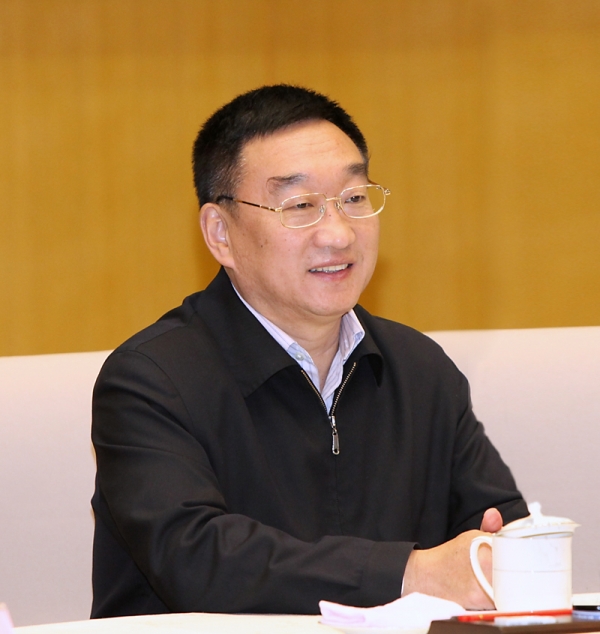 陈雷部长近照