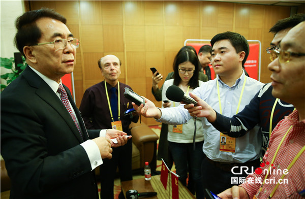 b8aeed99a01e1b582ec534