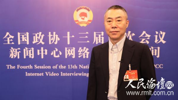 全国政协委员、北京电视艺术家协会副主席、制片人、导演刘家成 (2)