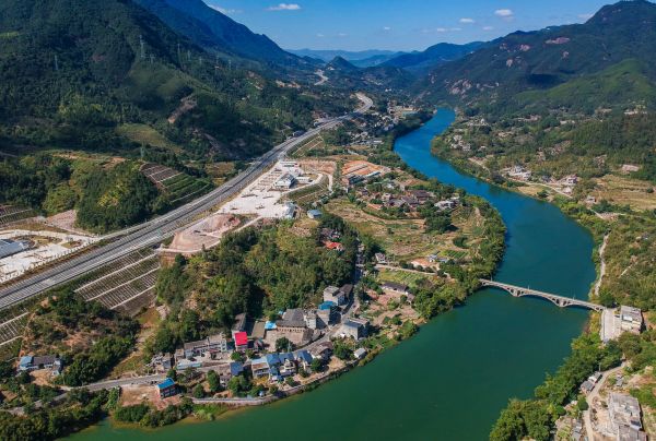 11坵演村全景俯视图1