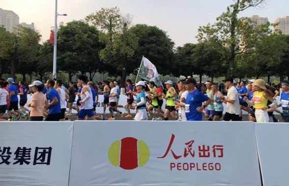 AI竞赛走向产业深处京东加码供需两端