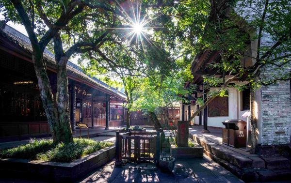 三苏祠内的苏宅古井。眉山市委宣传部供图 三苏祠内的苏宅古井。眉山市委宣传部供图