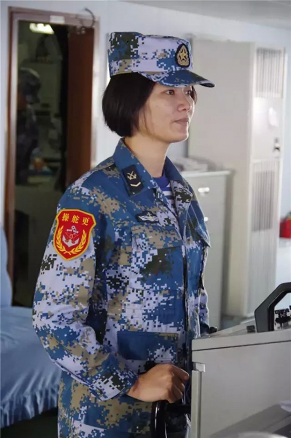 美丽女舰员,我已被你成功圈粉!(6)