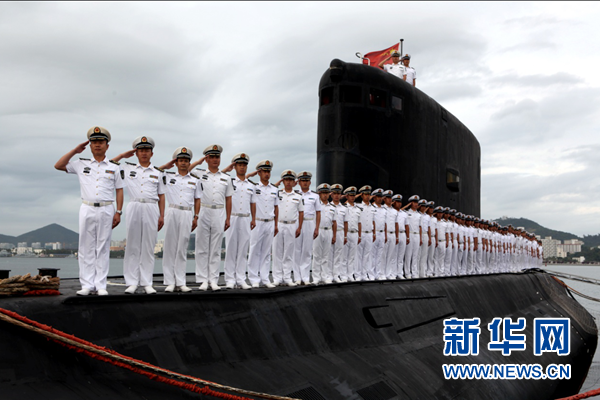 新华网发(海军某潜艇支队供图)372艇队积极投身推进海军转型,建设