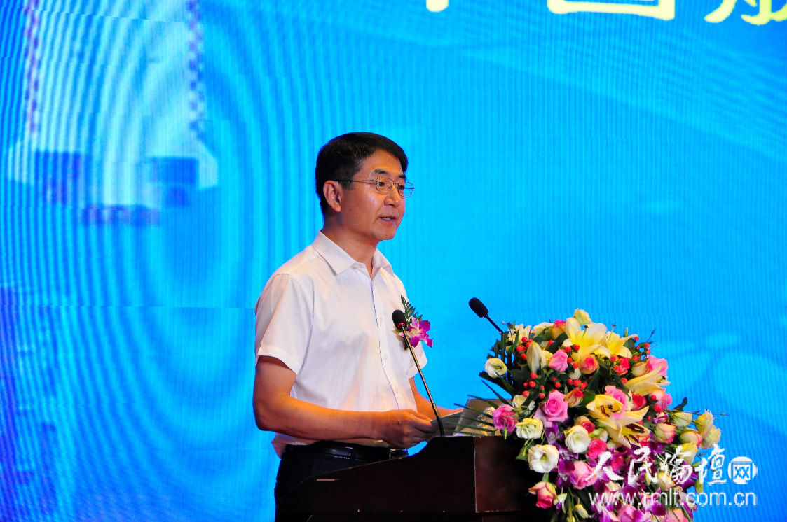 中国航天十二院党委书记,副院长雷刚在致辞中表示:在军民融合上升为