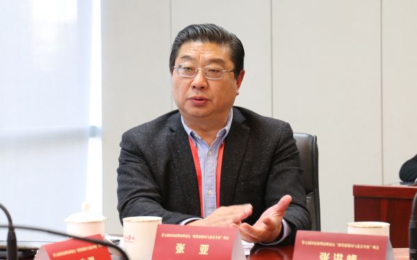 以下为安徽蚌埠市体育局局长张亚的发言.