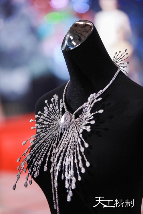 金伯利钻石斩获 "天工精制"国际时尚珠宝设计大赛三项大奖