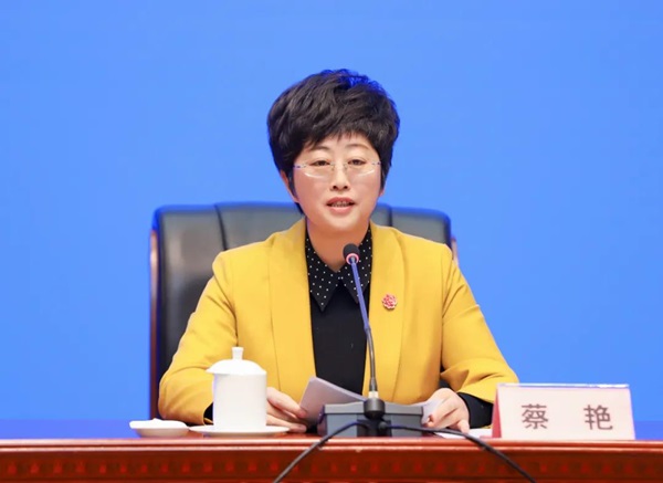 发布会上,金华市婺城区委书记蔡艳就婺城区"保护白沙溪三十六堰,打造