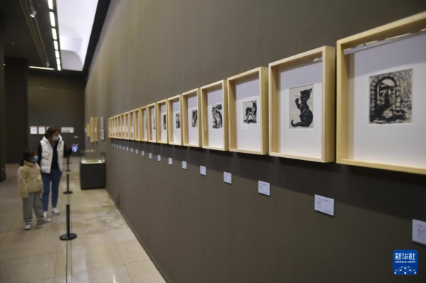 展览“一杆铁笔刻诗魂”在京亮相_文化中国_人民论坛网