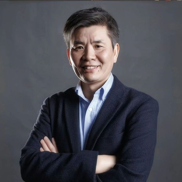 运载与智慧交通学院院长邱毅国家特聘专家