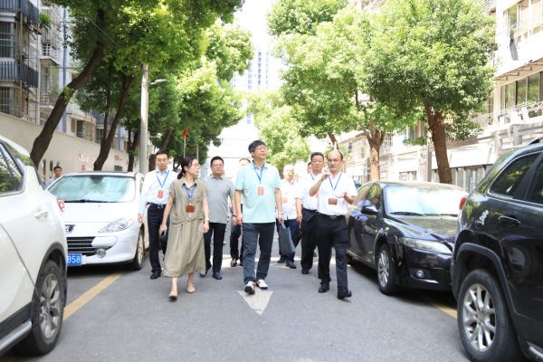 党建引领，红色引擎激活社区治理新动能