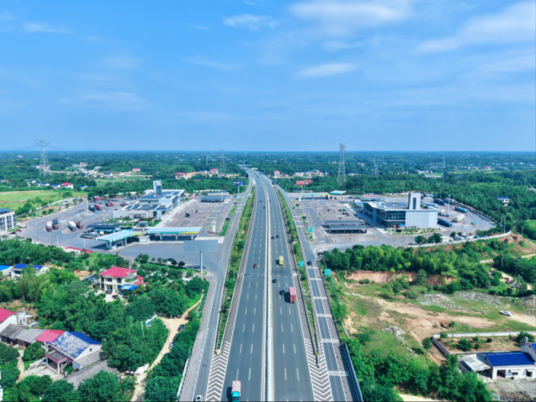 2025-08-29 13:52:00.684000