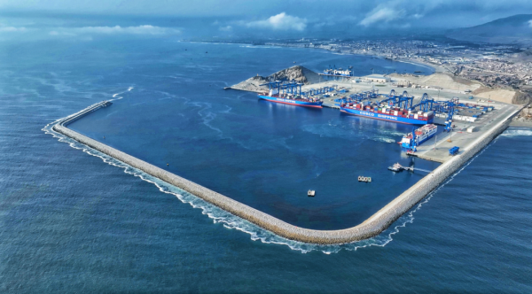 中远海运投资、中交集团建设的秘鲁钱凯港