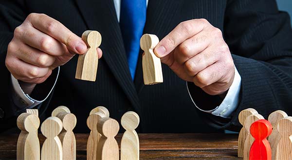 进一步提升基层干部担当作为综合素质