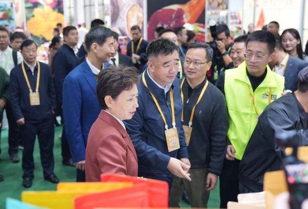 2025脱贫地区农副产品产销对接活动在广东省惠州市粤港澳大湾区绿色农产品生产供应基地开幕