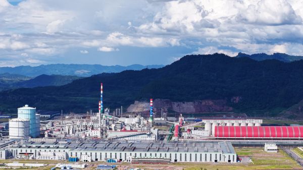 方大达钢新城区。