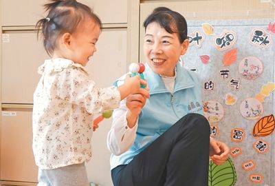 一老一小，共托共育（探访）