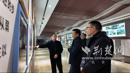 f1d7db5531e0679e0332f9168ad2b08d