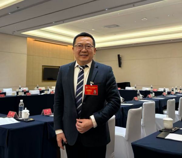 潘锦功:抢先布局未来产业 让前沿科技“生根发芽”