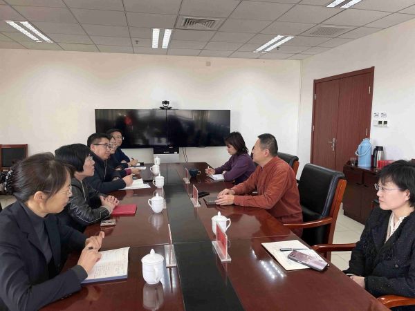 图为通州区检察院与区审计局就建立&ldquo;检审协作机制&rdquo;进行座谈