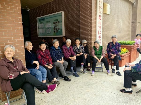 生成逻辑：问题导向与系统建构