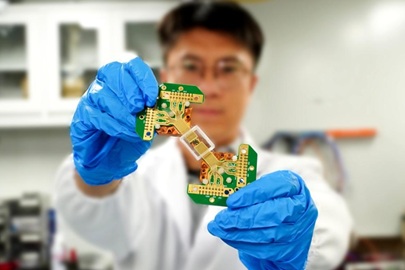 我国科学家成功构建量子密钥分发芯片网络