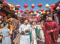 传统庙会缘何圈粉年轻人