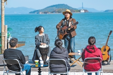 文艺，焕发乡土活力