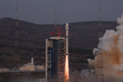 我国成功发射四维高景二号05、06星