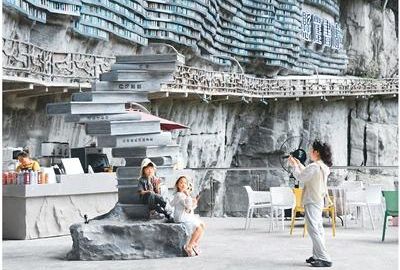 “书店+风景”拓展文旅新境