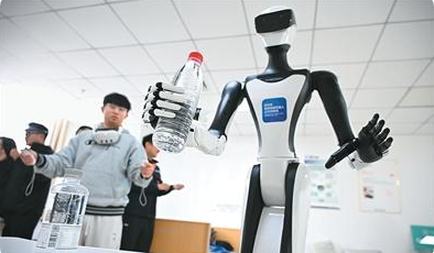 服务业扩能提质有了更多发力点