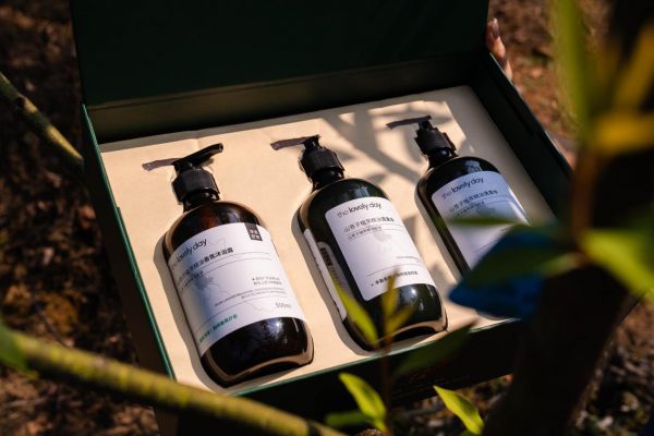 使用连南山苍子制作洗浴产品