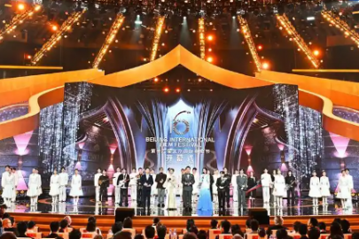 第十六届北京国际电影节开幕