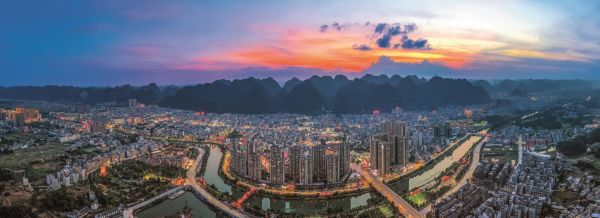图8：都安瑶族自治县城区鸟瞰图