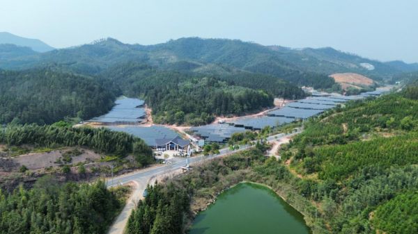 图为福建沙县富口渔光互补光伏发电项目