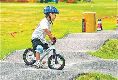 滑雪场解锁夏季新体验 