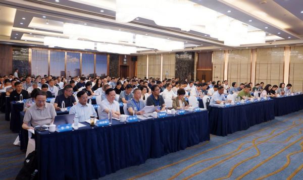 第八期公立医院主要领导人员经济管理能力提升培训班在安徽合肥