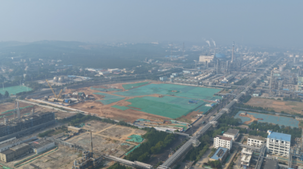 齐鲁石化鲁油鲁炼项目100万吨 年乙烯装置开工建设