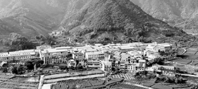 在共同富裕道路上铸牢中华民族共同体意识