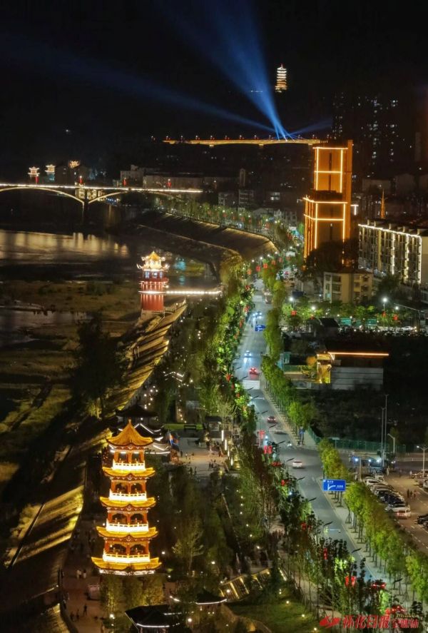 辰溪县城美丽夜景。余状 摄影